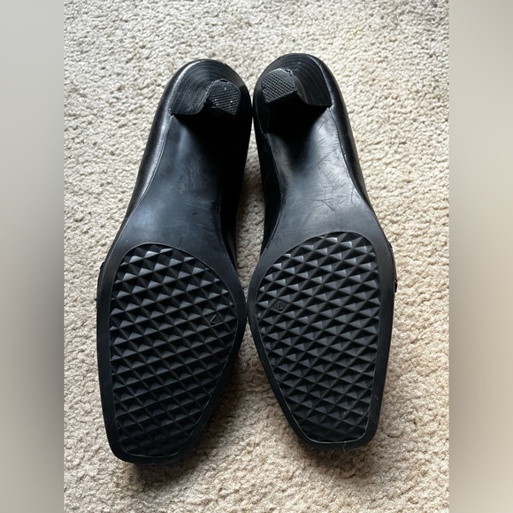 NWOT Bandolino Loafers - Picture 2 of 3